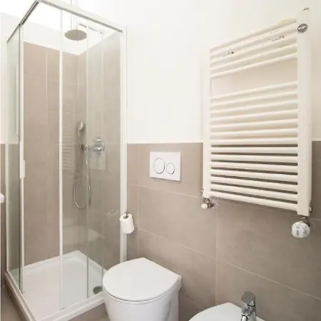 Affitti Only Sleep Bagno Privato Apartmán *